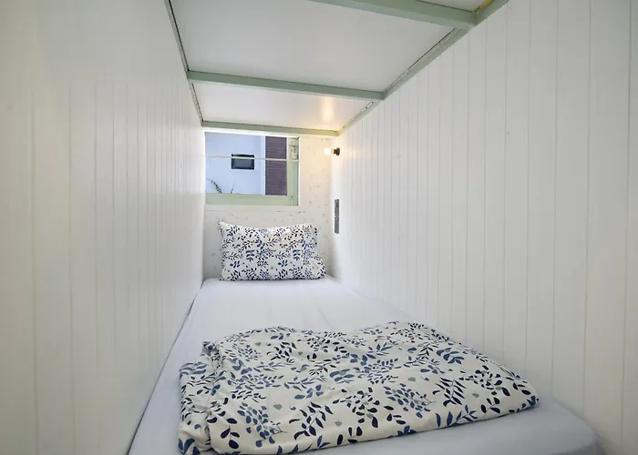 Capsule Hostel&thai Traditional Bath Hostel Bangkok