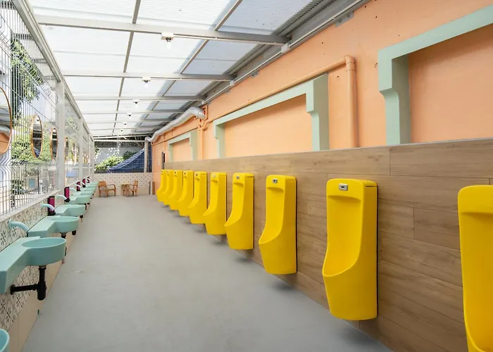 Capsule Hostel&thai Traditional Bath Hostel