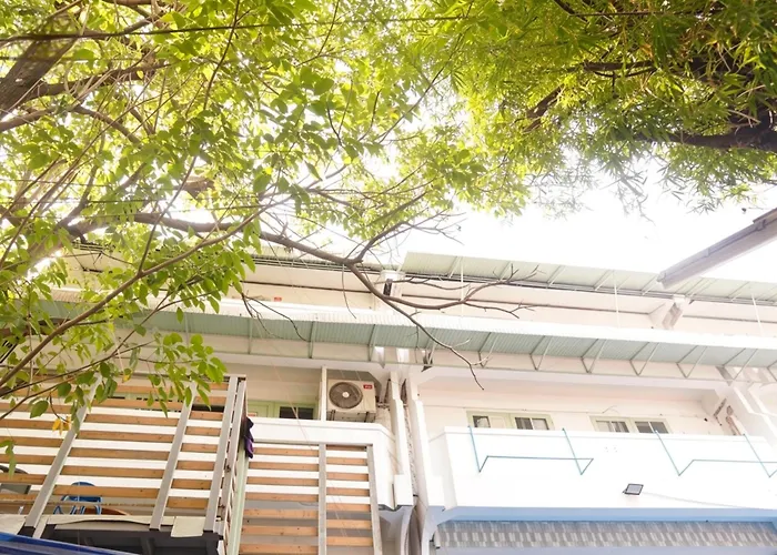 Capsule Hostel&thai Traditional Bath Bangkok